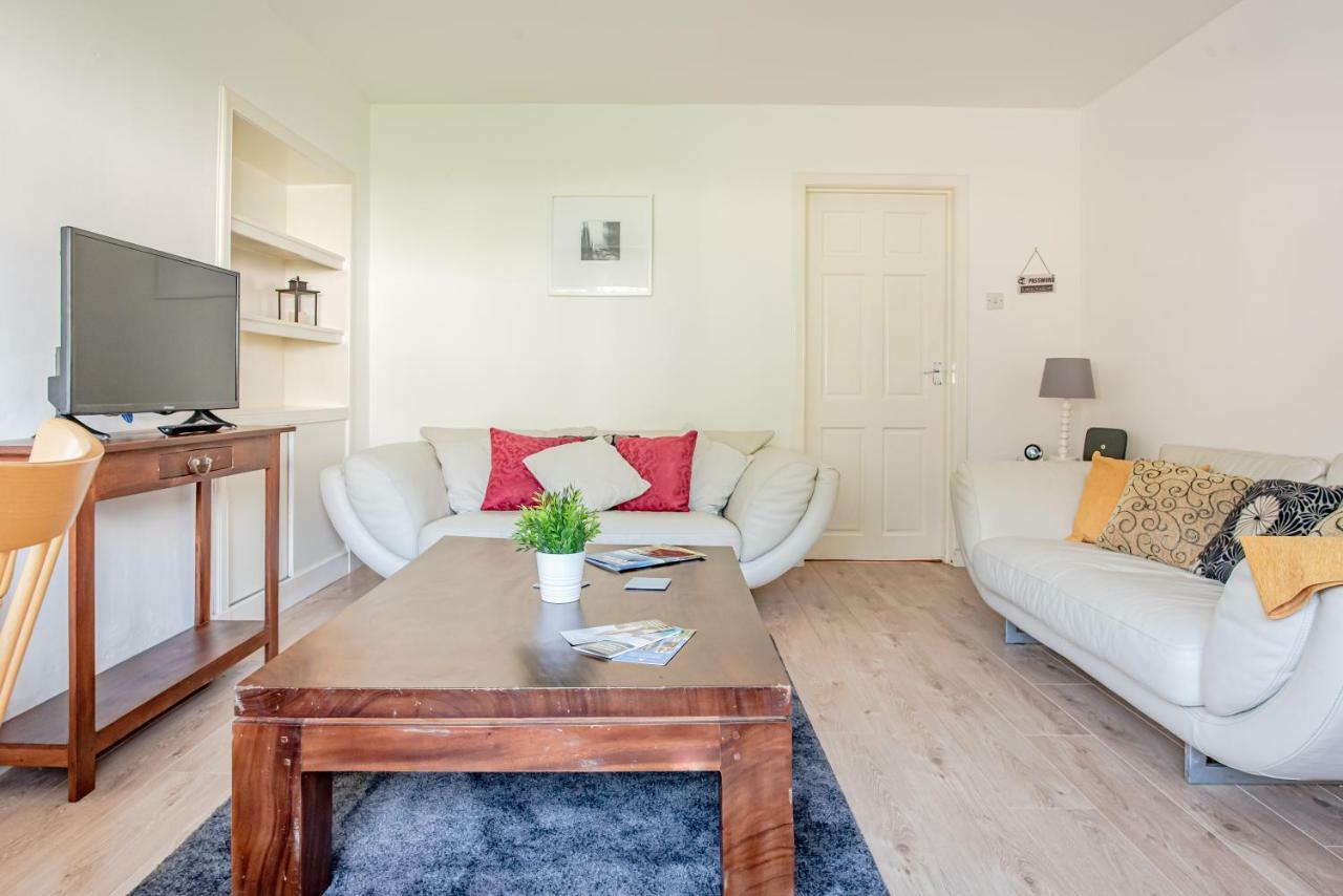 Venus - Scotland Let Apartment Stirling